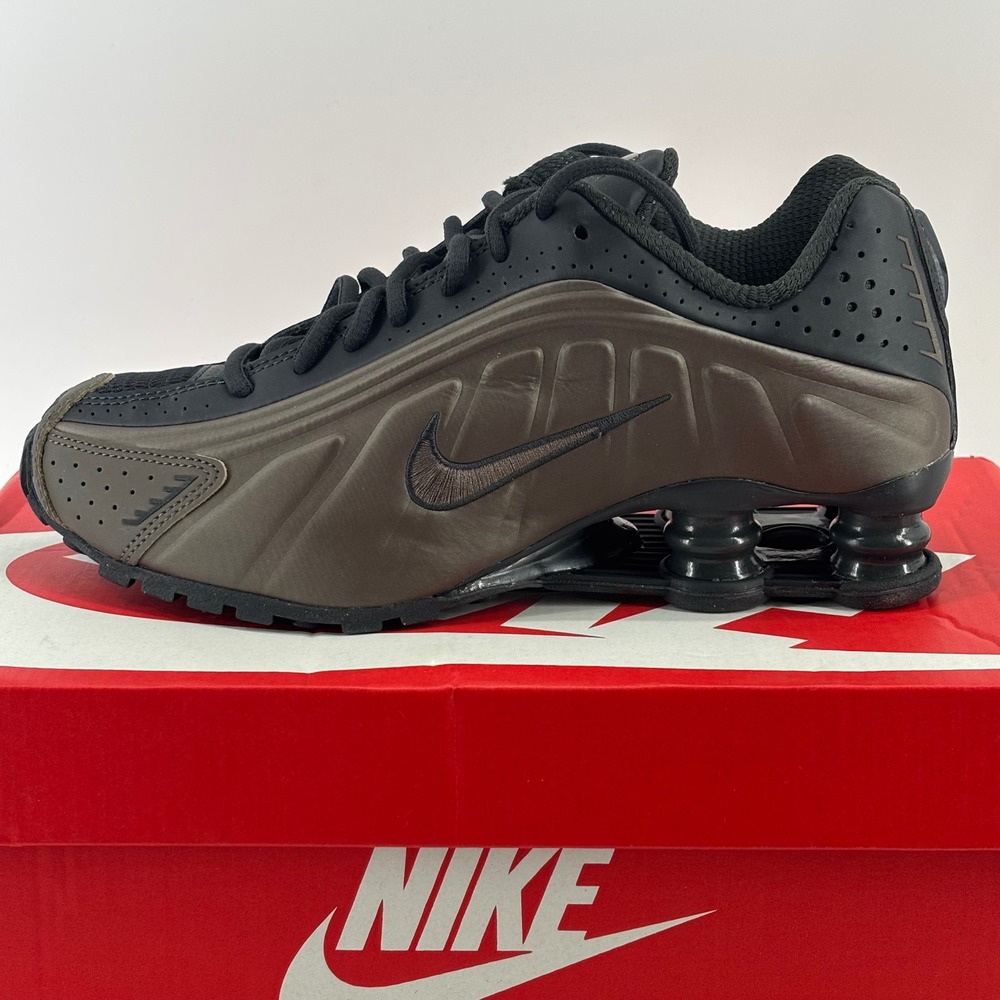 Nike Shox R4 Women 7.5 Off Noir Ironstone AR3565-007 Athletic Running Shoes